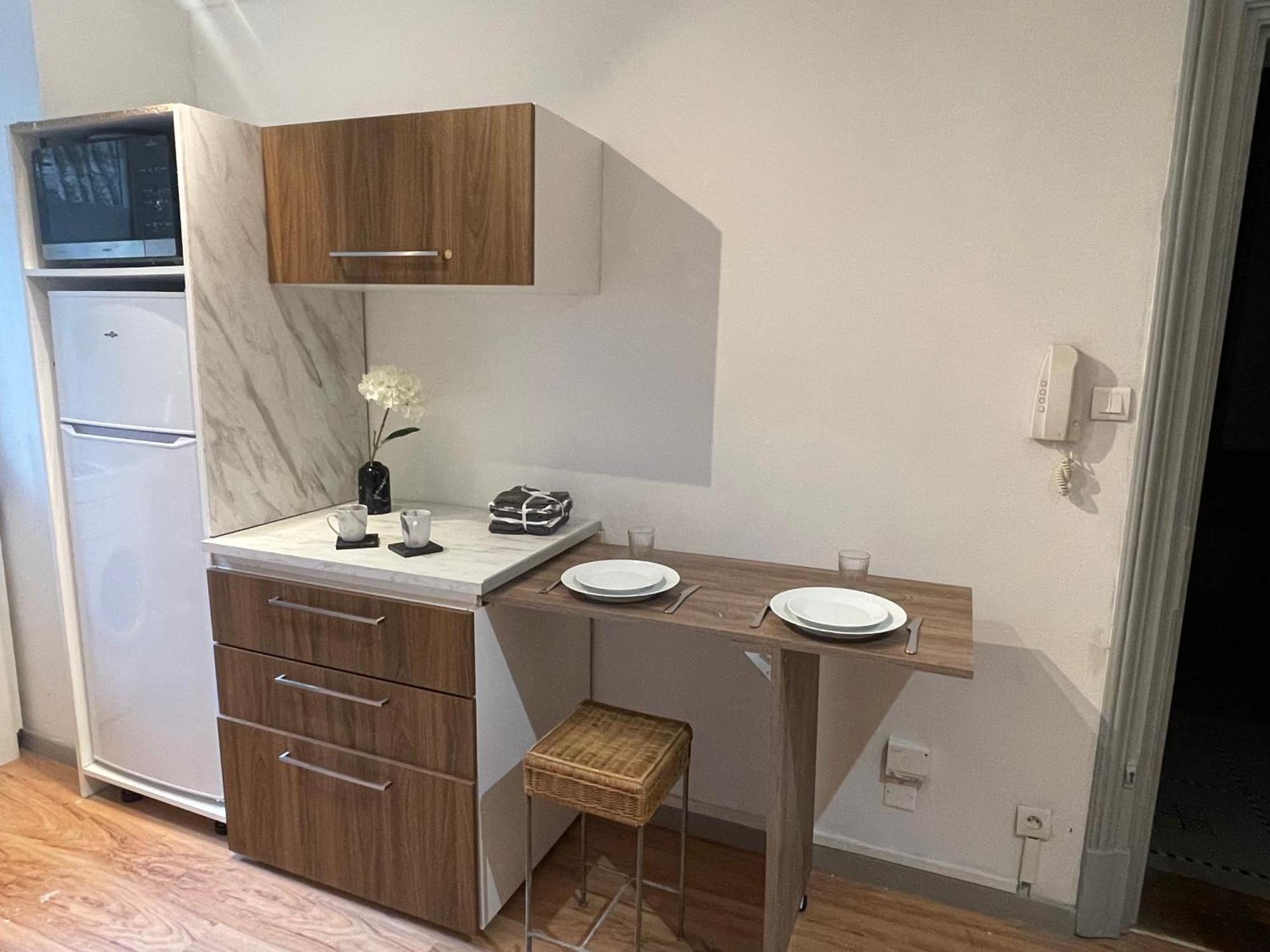 Strasbourg Petit Cocon Emplacement Ideal Centre Ville, Place De Pierre Rdc 25M2 Estrasburgo Exterior foto